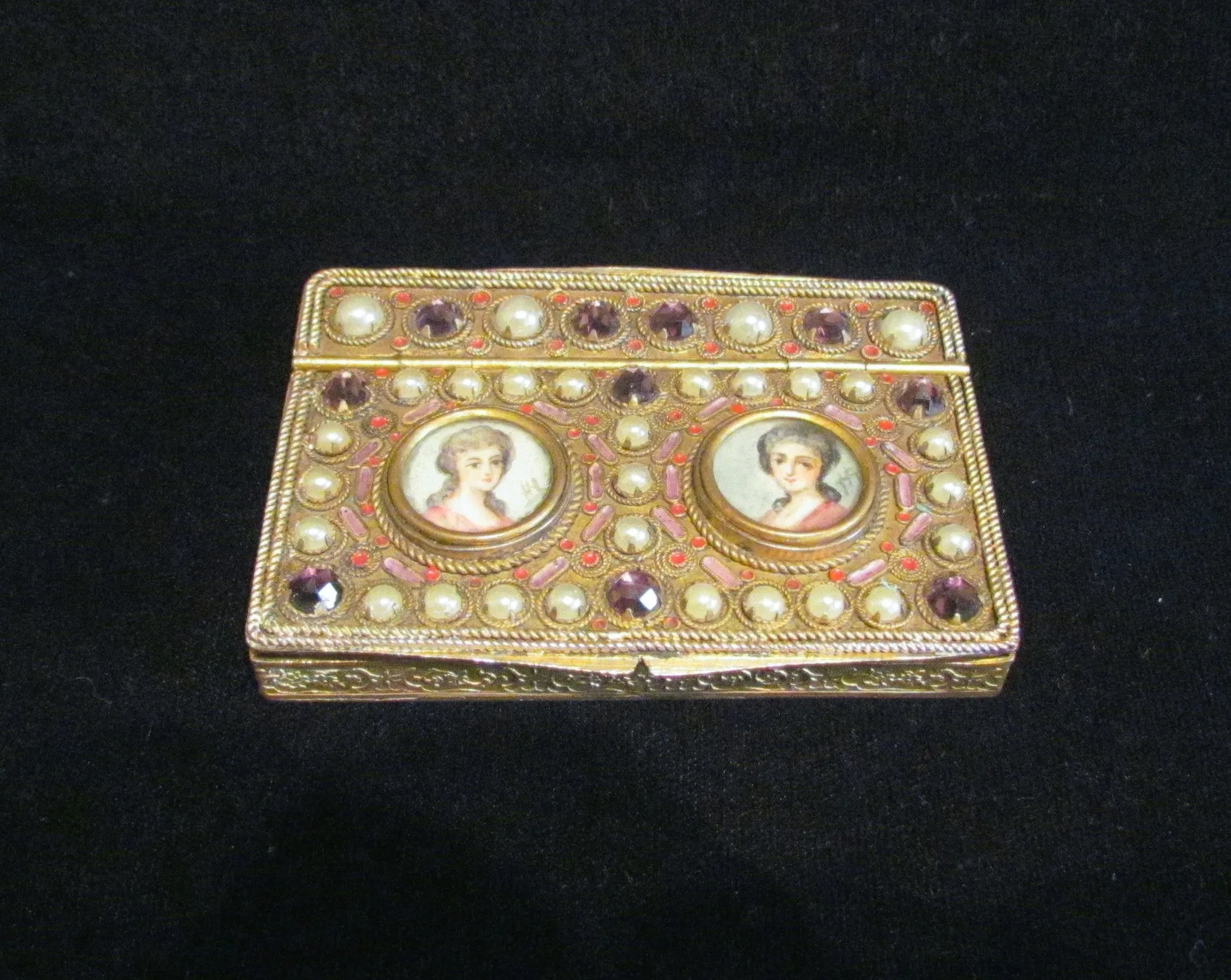 1800s French Portrait & Jewel Gold Ormolu Compact Antique 19th Century Excellent Condition