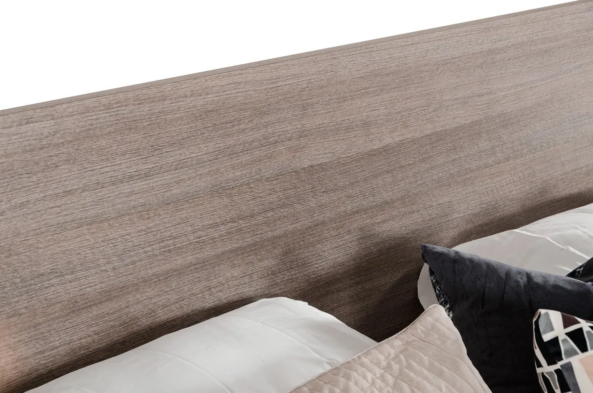 (Custom Order) Jubilee Furniture - Nova Domus Spencer Italian Modern Bed